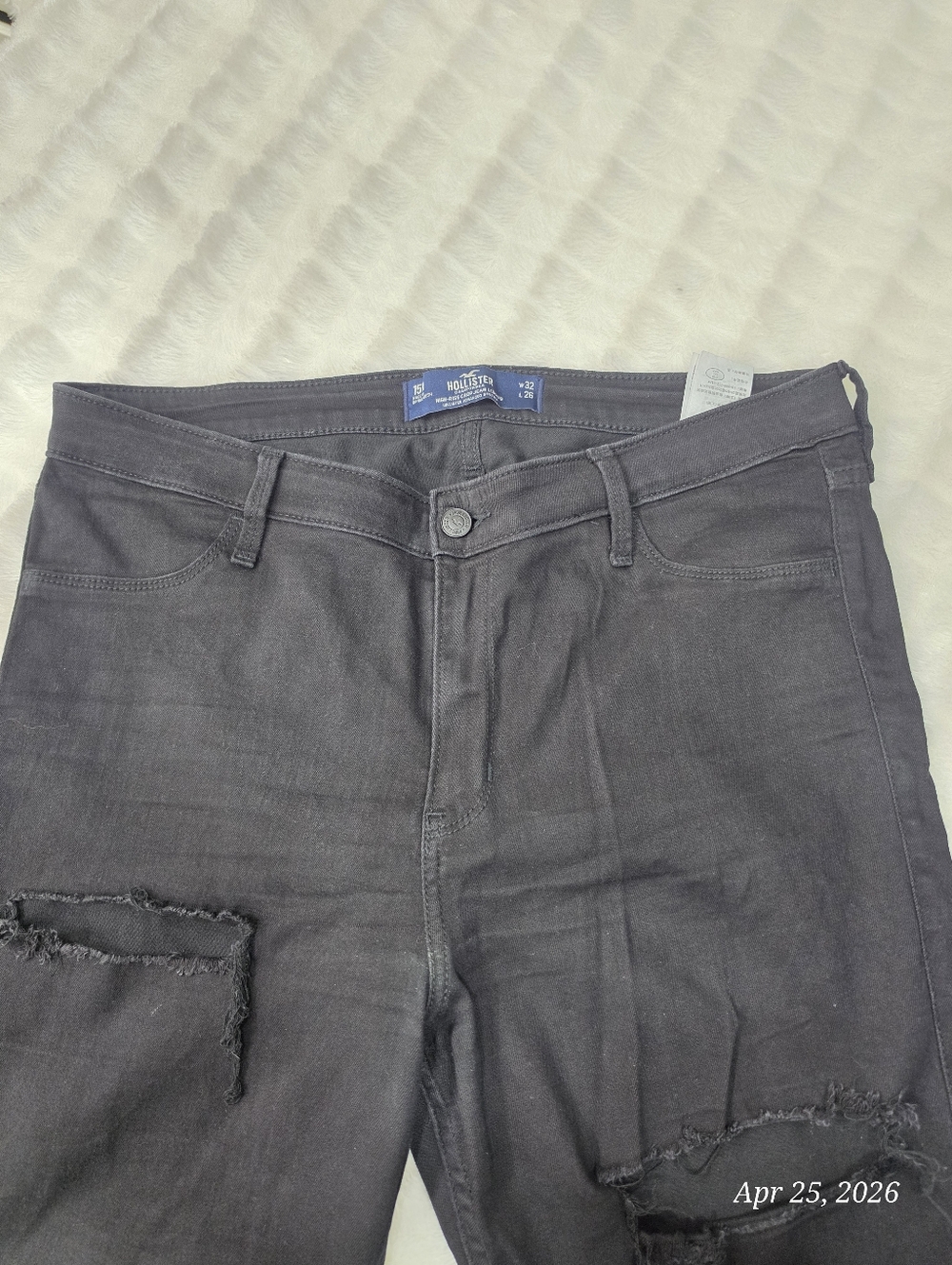 Hollister Women’s Washed Black Ankle Ripped Jeans